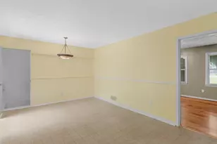 100 Homestead Pl, Rex, GA 30273 - Photo 11