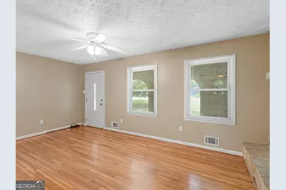 100 Homestead Place, Rex, GA 30273 - Photo 5