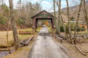 1856 Deer Run Cir, Hiawassee, GA 30546 - Photo 3