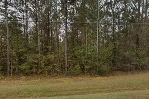 102 Quail Creek Dr, Griffin, GA 30223 - Photo 1