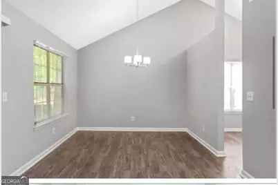 956 Forest Path, Stone Mountain, GA 30088 - Photo 7