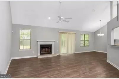 956 Forest Path, Stone Mountain, GA 30088 - Photo 3