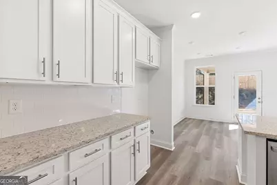 5643 Chickory Drive, Flowery Branch, GA 30542 - Photo 3