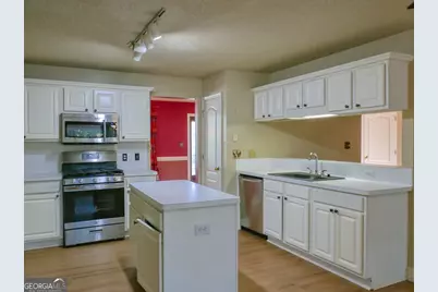 236 Hunting Court, Jonesboro, GA 30236 - Photo 7