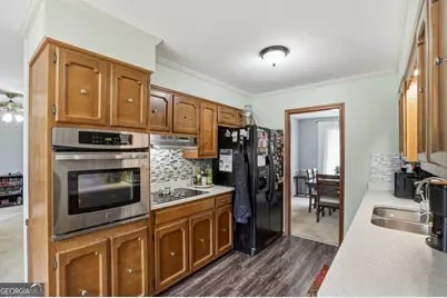 552 Ben Court SW, Lilburn, GA 30047 - Photo 17