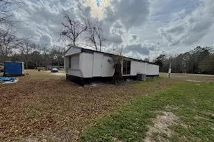 210 Chickadee Cir, Jesup, GA 31545 - Photo 13