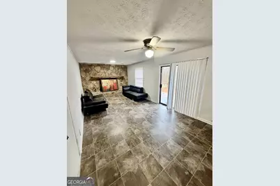 975 Daisy Court, Lawrenceville, GA 30044 - Photo 7