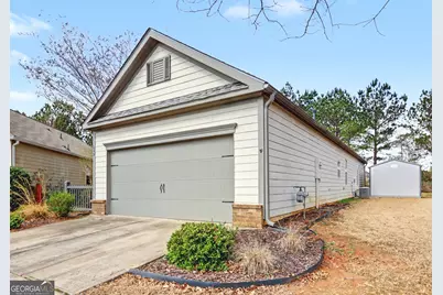 249 River Meadow Drive, Lagrange, GA 30241 - Photo 3