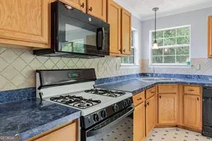 4001 English Valley Dr, Ellenwood, GA 30294 - Photo 11