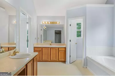 4001 English Valley Drive, Ellenwood, GA 30294 - Photo 21