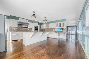 107 Stratford Ct, Peachtree City, GA 30269 - Photo 5