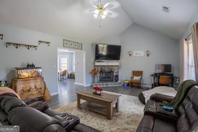 162 Morningside Drive, Jackson, GA 30233 - Photo 3