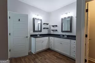 214 Oakwood Dr, Commerce, GA 30529 - Photo 23