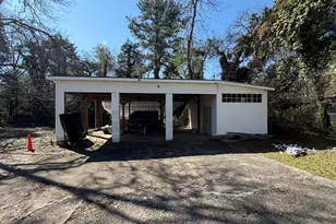 207 Eaker Dr, Warner Robins, GA 31088 - Photo 11