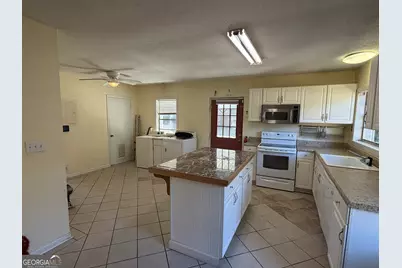 207 Eaker Drive, Warner Robins, GA 31088 - Photo 17