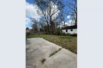 583 Woodlawn Avenue NW, Atlanta, GA 30318 - Photo 5