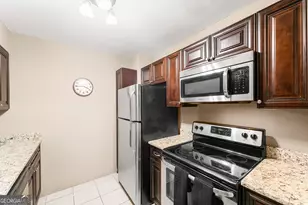 300 W Peachtree St 17 J, Atlanta, GA 30332 - Photo 3