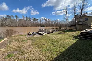 215 Cherokee Dr, Jackson, GA 30233 - Photo 9