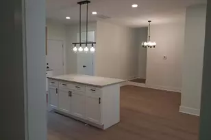 24 Sims St, Barnesville, GA 30204 - Photo 15