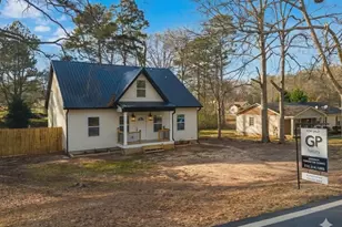 24 Sims St, Barnesville, GA 30204 - Photo 3