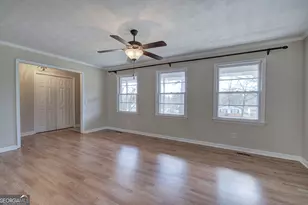 5410 Mill Valley Dr, Douglasville, GA 30135 - Photo 9