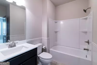 5645 Pleasant Woods Drive, Flowery Branch, GA 30542 - Photo 19