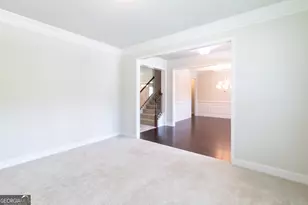 5645 Pleasant Woods Dr, Flowery Branch, GA 30542 - Photo 9