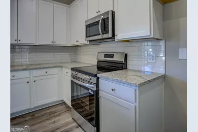 9213 Westview Drive, Covington, GA 30014 - Photo 11