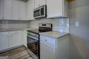 9213 Westview Dr, Covington, GA 30014 - Photo 11