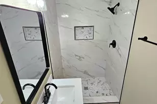 411 E Northwood Dr, Griffin, GA 30223 - Photo 15