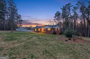 164 Robinhood Dr, Clarkesville, GA 30523 - Photo 3