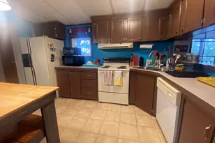 290 Cardinal Ln, Toccoa, GA 30577 - Photo 3