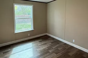 103 Skyland Dr E, Locust Grove, GA 30248 - Photo 11