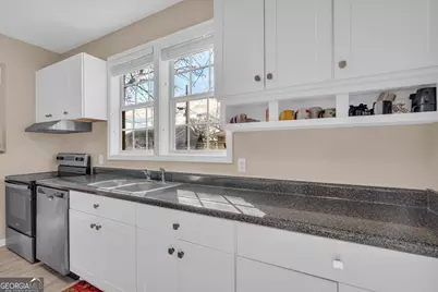 100 Forest Avenue, Toccoa, GA 30577 - Photo 5