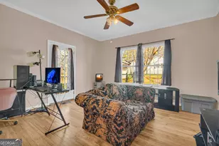 100 Forest Ave, Toccoa, GA 30577 - Photo 9