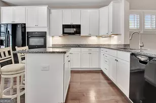 340 Honey Locust Ct, Peachtree City, GA 30269 - Photo 9