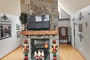 215 Carl Parker Rd, Hampton, GA 30228 - Photo 9