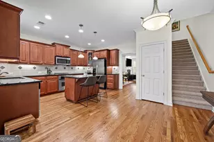 4202 Kendall Way, Roswell, GA 30075 - Photo 15