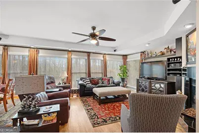 1063 Memorial Drive E, Dallas, GA 30132 - Photo 7