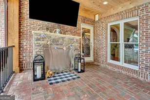 139 Lake Pines Cir, Jackson, GA 30233 - Photo 13
