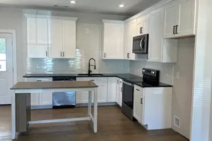 130 W Hall St, Milledgeville, GA 31061 - Photo 5