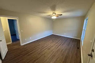 1477 Cumming Dr, Elberton, GA 30635 - Photo 3