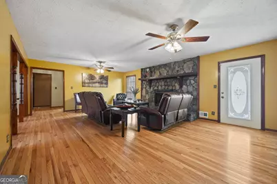 180 Oak Leaf Drive, Stockbridge, GA 30281 - Photo 5