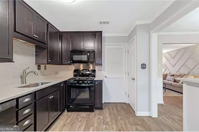 12 Surry County Place NW, Atlanta, GA 30318 - Photo 11