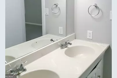 4666 Edwina Lane SW, Atlanta, GA 30331 - Photo 15