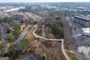 1895 Sterling Oaks Cir NE, Atlanta, GA 30319 - Photo 61