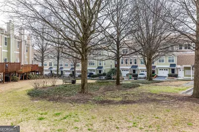 1895 Sterling Oaks Circle NE, Atlanta, GA 30319 - Photo 47