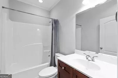 1895 Sterling Oaks Circle NE, Atlanta, GA 30319 - Photo 39