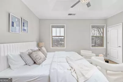 1895 Sterling Oaks Circle NE, Atlanta, GA 30319 - Photo 7