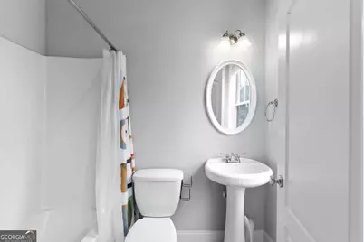 1895 Sterling Oaks Circle NE, Atlanta, GA 30319 - Photo 37